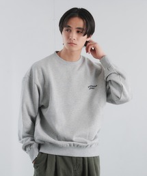 Adoon plain（アドーンプレーン）の「スタッズウェーブロゴスウェット（スウェット）」