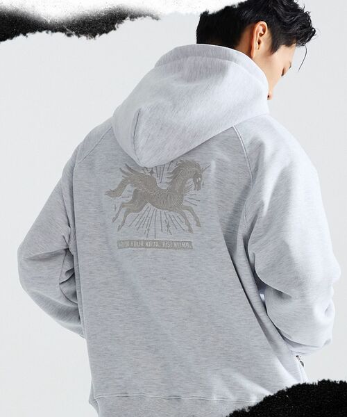 KRUXH(クルクス)の「ペガサス刺繍フードパーカーグレー(パーカー・レディース・その他・1/2)」の3枚目の写真