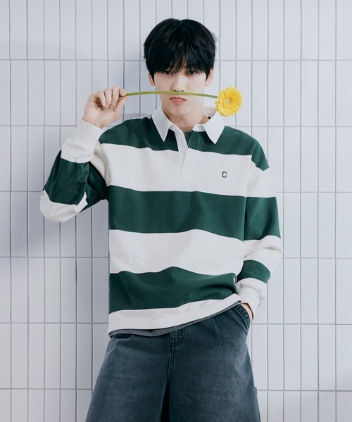 COVERNAT（カバーナット）の「[SOOBIN着用] SMALL C LOGO RUGBY SWEATSHIRT（スウェット・メンズ・ブルー/オートミール/パープル・LARGE/X-LARGE/SMALL/MEDIUM）」の4枚目の写真