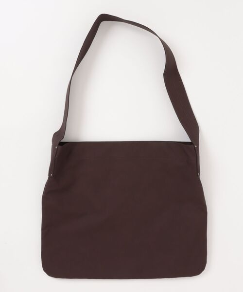 TODAYFUL(トゥデイフル)の「TODAYFUL Useful Shoulder Bag(トートバッグ・レディース・オフホワイト/ブラック/ダークブラウン・FREE)」の21枚目の写真