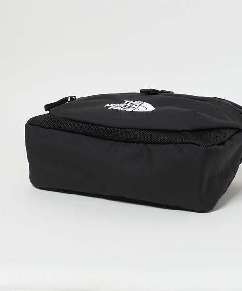 THE NORTH FACE(ザノースフェイス)の「<THE NORTH FACE>リープ ショルダーバッグ(ショルダーバッグ・メンズ・ブラック・FREE)」の2枚目の写真