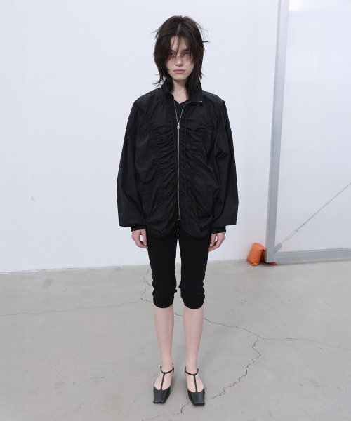 LCDC TM(エルシーディーシーティーエム)の「SHIRRING ZIP-UP JACKET (BLACK)(ナイロンジャケット・レディース・その他・OS)」の1枚目の写真