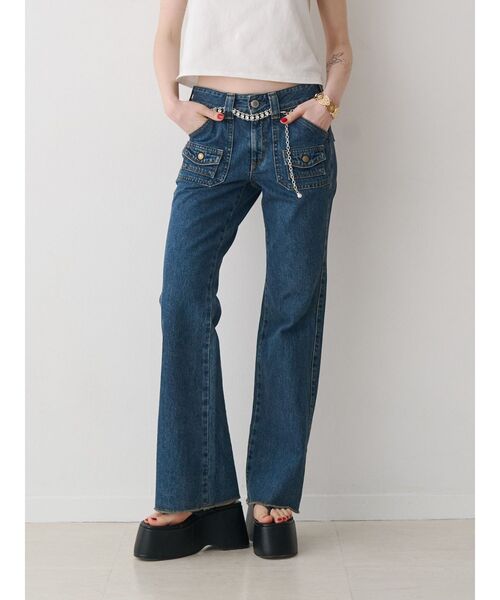 jouetie（ジュエティ）の「【SOMETHING×PosTokyo】BUSH FLARE DENIM　ブッシュフレアデニム（デニムパンツ・レディース・ブラック/ブルー・SMALL/MEDIUM）」の2枚目の写真