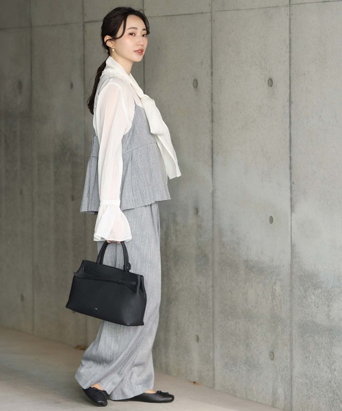 Gready Brilliant（グレディブリリアン）の「ＬＵスラブプリーツキャミ（キャミソール・レディース・グレー/ライトベージュ・38）」の3枚目の写真