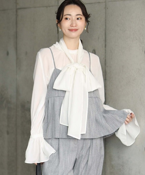 Gready Brilliant（グレディブリリアン）の「ＬＵスラブプリーツキャミ（キャミソール・レディース・グレー/ライトベージュ・38）」の5枚目の写真