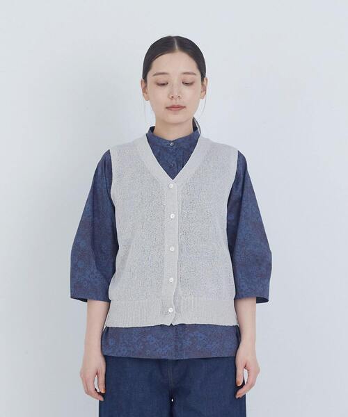 ADIEU TRISTESSE（アデュートリステス）の「TSUMUGI和紙天竺ベスト（ベスト・レディース・ライトグレー/ピンク/チャコールグレー・FREE）」の20枚目の写真