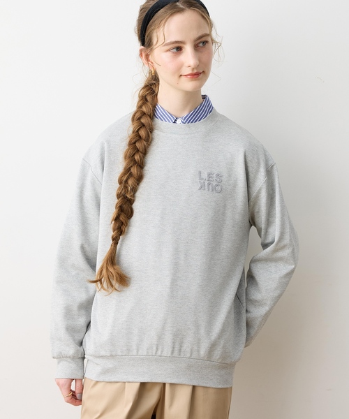 LE SOUK HOLIDAY(ルスークホリデー)の「ロゴ刺しゅうラメダンボールプルオーバー(Tシャツ/カットソー・レディース・ライトグレー・M/L)」の3枚目の写真