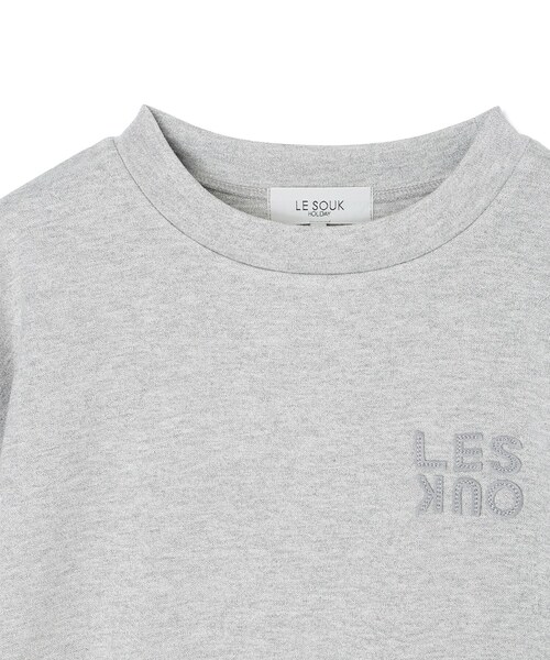 LE SOUK HOLIDAY(ルスークホリデー)の「ロゴ刺しゅうラメダンボールプルオーバー(Tシャツ/カットソー・レディース・ライトグレー・M/L)」の19枚目の写真