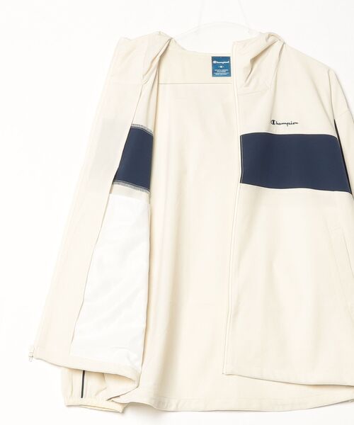Champion(チャンピオン)の「チャンピオン ZIP HOODED JACKET(その他アウター・レディース・ベージュ/ネイビー・M/L)」の3枚目の写真