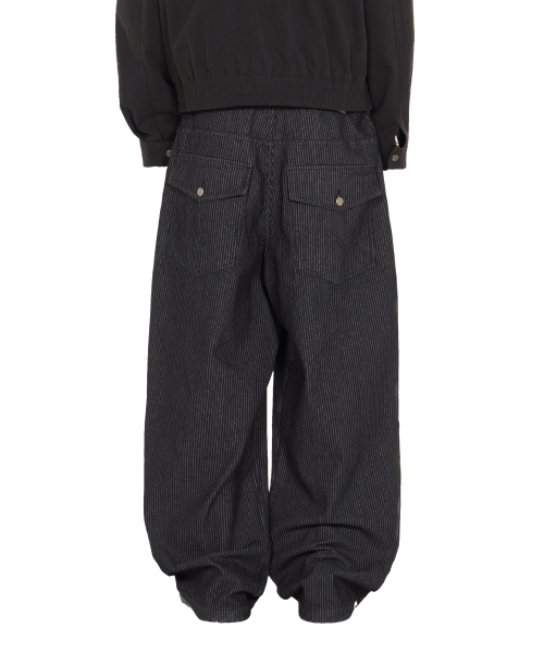 IDWS（アイドンワナセル）の「Glide Stripe Denim Pants Black（デニムパンツ・レディース・その他・1/2/0）」の19枚目の写真