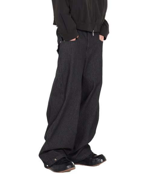 IDWS（アイドンワナセル）の「Glide Stripe Denim Pants Black（デニムパンツ・レディース・その他・1/2/0）」の11枚目の写真