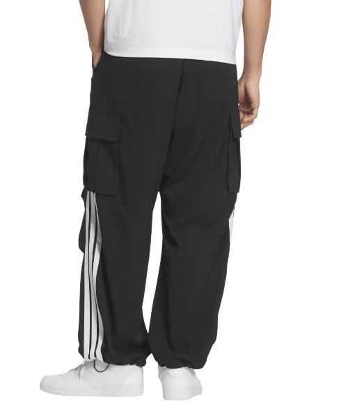 adidas（アディダス）の「アディダス adidas ルーズフィット ライト ウーブン カーゴポケット ストレートレッグ パンツ（カーゴパンツ・メンズ・オリーブ/ブラック・S/M/L/LL/3L）」の7枚目の写真