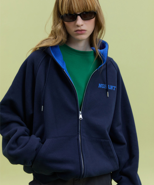 NOHANT（ノアン）の「WAFFLE LINED HOODED ZIP-UP JUMPER NAVY（パーカー・レディース・ネイビー・SMALL/MEDIUM/LARGE）」の3枚目の写真