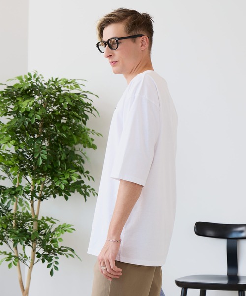 LB/S (エルビーエス)の「【ZERO STAIN/ゼロステイン】汗染みの目立ちにくいTシャツ ZEROSTAIN アニマルワンポイント刺繍オーバーサイズTシャツ 防汚 UVカット 綿タッチ・厚手(Tシャツ/カットソー・メンズ・ブラック系その他3/ホワイト系その他2/ブラック系その他2/ブルー系その他/ベージュ系その他/ホワイト系その他3・X-LARGE/LARGE/MEDIUM)」の21枚目の写真