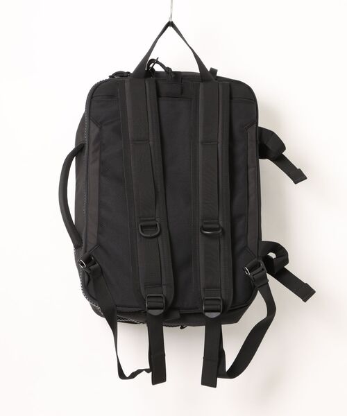TOPO DESIGNS(トポデザインズ)の「多機能3WAY【TOPO DESIGNS】GLOBAL BRIEFCASE(ショルダーバッグ・レディース・ブラック・ONE SIZE)」の3枚目の写真