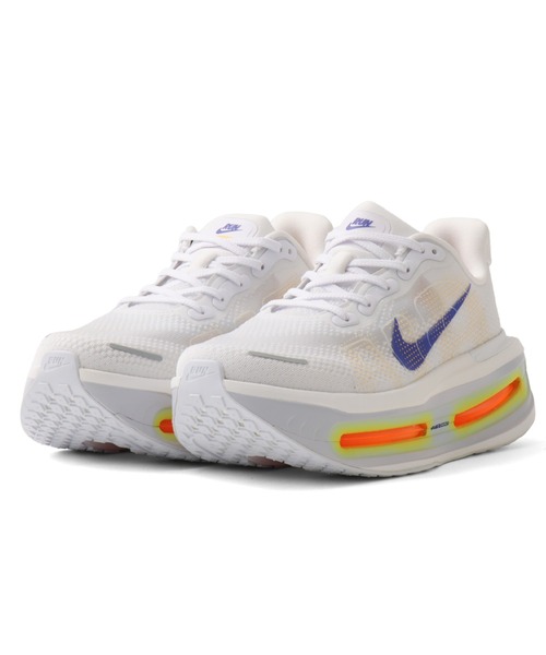 NIKE(ナイキ)の「NIKE ZOOM VOMERO PREMIUM / ナイキ ズーム ボメロ プレミアム 【SP】(スニーカー・メンズ・ホワイト・28.5cm/28.0cm/27.5cm/27.0cm/26.5cm/26.0cm/25.5cm/30.0cm/29.0cm)」の1枚目の写真