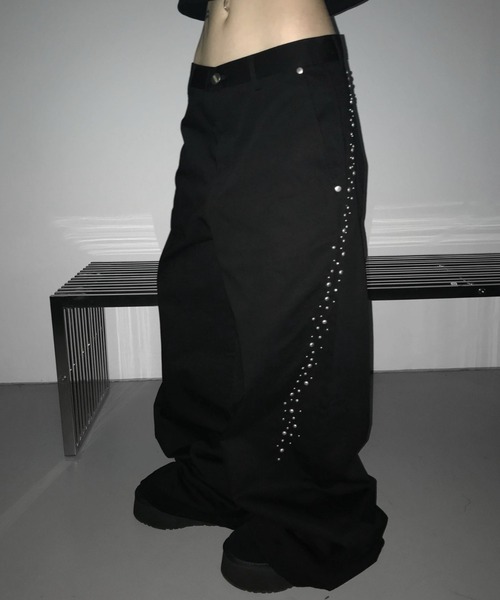 THEAIRTOWN(ジエアタウン)の「shinning cotton wide slacks(その他パンツ・レディース・ブラック/ホワイト・FREE)」の1枚目の写真