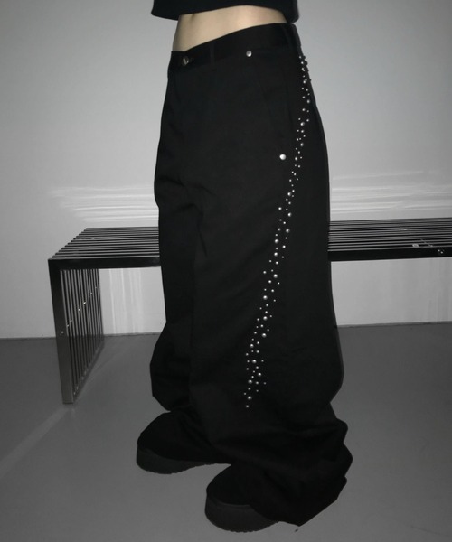 THEAIRTOWN(ジエアタウン)の「shinning cotton wide slacks(その他パンツ・レディース・ブラック/ホワイト・FREE)」の4枚目の写真