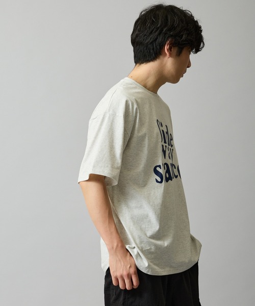 En serio TOKYO(エンソリオトーキョー)の「【SIDEWAYSTANCE】ウェーブカレッジロゴ半袖Tシャツ 70705(Tシャツ/カットソー・メンズ・ブラック/ホワイト/アッシュ・SMALL/MEDIUM/LARGE/X-LARGE)」の6枚目の写真