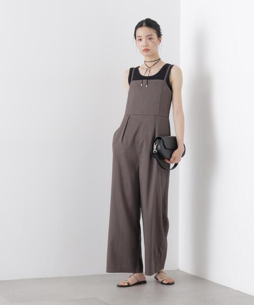 NANO universe（ナノユニバース）の「キャミソールワイドサロペットパンツ(セットアップ可)（サロペット/オーバーオール・レディース・チャコール/アイボリー/ベージュ・FREE）」の20枚目の写真
