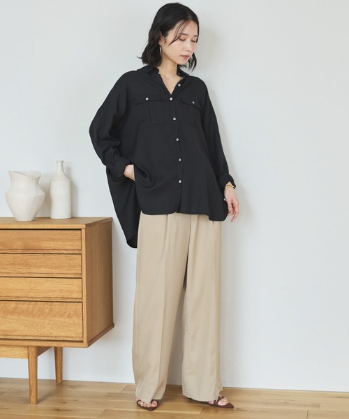 Doux archives(ドゥアルシーヴ)の「ウォッシャブルセンタープレスパンツ(スラックス・レディース・ベージュ/ブラック・SMALL/MEDIUM)」の6枚目の写真