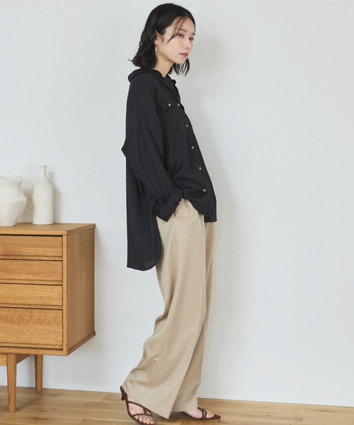 Doux archives(ドゥアルシーヴ)の「ウォッシャブルセンタープレスパンツ(スラックス・レディース・ベージュ/ブラック・SMALL/MEDIUM)」の8枚目の写真