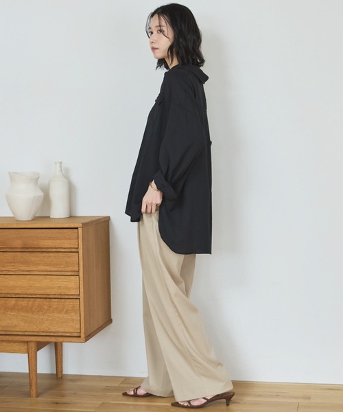Doux archives(ドゥアルシーヴ)の「ウォッシャブルセンタープレスパンツ(スラックス・レディース・ベージュ/ブラック・SMALL/MEDIUM)」の11枚目の写真