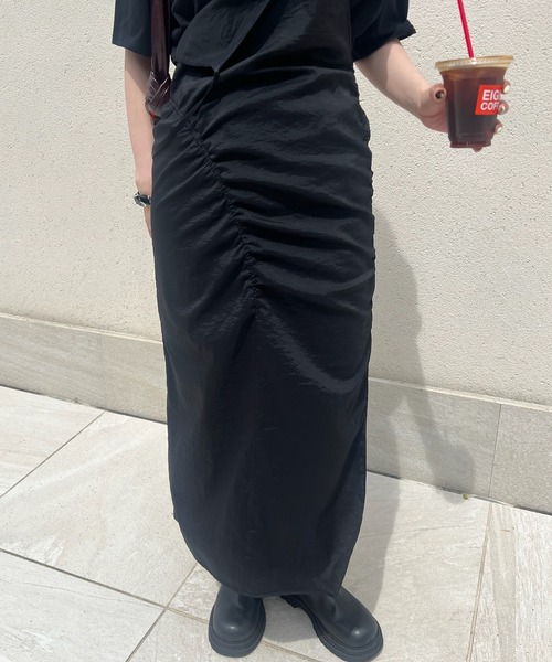Ameri(アメリ)の「GATHER VEIL CAMI SKIRT(スカート・レディース・サックスブルー/ブラック・MEDIUM/SMALL)」の3枚目の写真