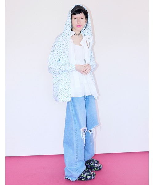 Little sunny bite(リトルサニーバイト)の「【8】【it】【Little sunny bite】floral light hoodie(パーカー・レディース・ホワイト/ピンク/サックスブルー・SMALL/MEDIUM)」の2枚目の写真