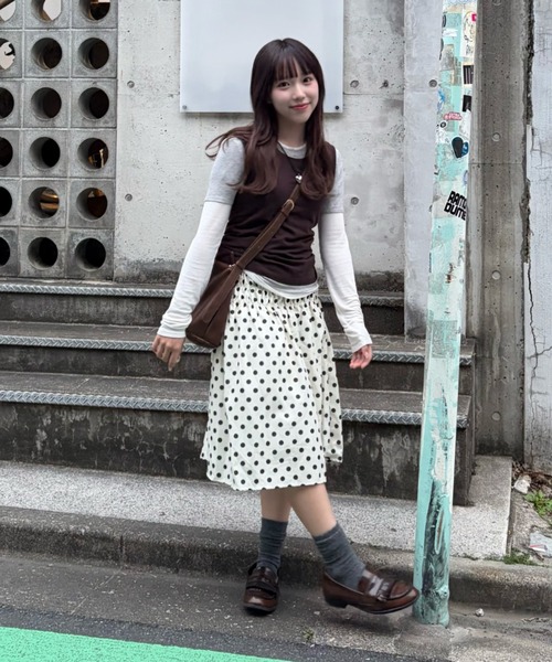 mebole(メボレ)の「シャーリングドットミディスカート(スカート・レディース・アイボリー・FREE)」の3枚目の写真