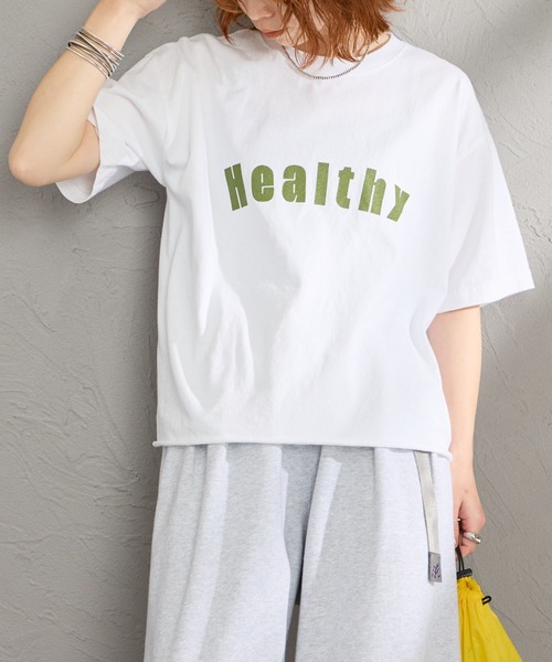 FUNG（ファング）の「[FUNG/ファング] HEALTHY カットオフ プリントＴシャツ（Tシャツ/カットソー・レディース・ブラック/ホワイト・M）」の5枚目の写真