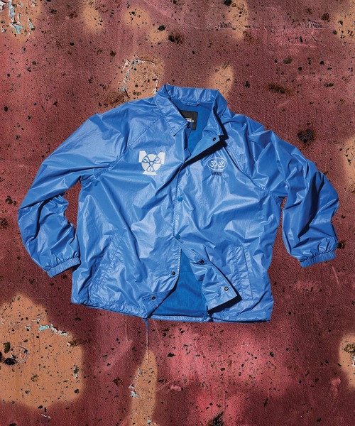 VANS(バンズ)の「ED DAVIS コーチジャケット / ED DAVIS COACH JACKET True Blu VN000VSZ7WM1(ブルゾン・メンズ・ブルー・LARGE/MEDIUM/SMALL/X-LARGE)」の14枚目の写真