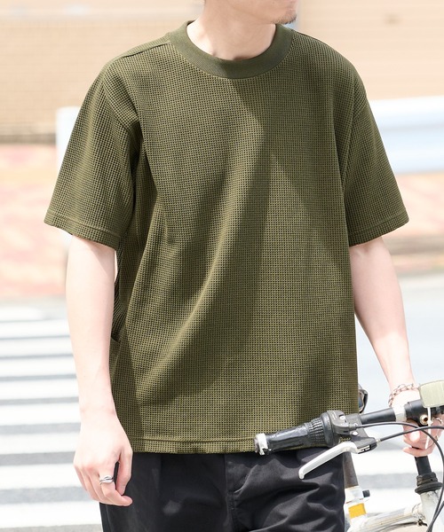 narifuri(ナリフリ)の「【narifuri】マルチワッフルクルーネックTシャツ NF1174(Tシャツ/カットソー・メンズ・ブラック/カーキ/ライトグレー/ホワイト/チャコールグレー/ターコイズブルー・S/M/L/XL/XS)」の5枚目の写真