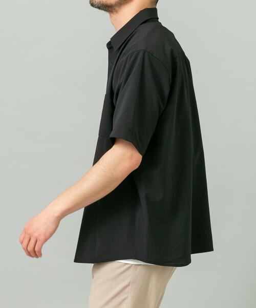URBAN RESEARCH ROSSO MEN(アーバンリサーチロッソメン)の「『WEB限定』『XLサイズあり』『吸水速乾』Air Stretch レギュラーカラーシャツ(シャツ/ブラウス・メンズ・ブラック/ブラウン/ネイビー/チャコールグレー・X-LARGE/LARGE/MEDIUM/SMALL)」の5枚目の写真