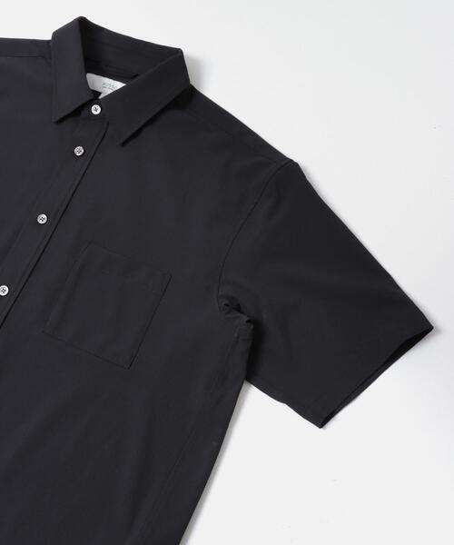 URBAN RESEARCH ROSSO MEN(アーバンリサーチロッソメン)の「『WEB限定』『XLサイズあり』『吸水速乾』Air Stretch レギュラーカラーシャツ(シャツ/ブラウス・メンズ・ブラック/ブラウン/ネイビー/チャコールグレー・X-LARGE/LARGE/MEDIUM/SMALL)」の14枚目の写真