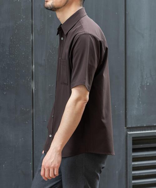 URBAN RESEARCH ROSSO MEN(アーバンリサーチロッソメン)の「『WEB限定』『XLサイズあり』『吸水速乾』Air Stretch レギュラーカラーシャツ(シャツ/ブラウス・メンズ・ブラック/ブラウン/ネイビー/チャコールグレー・X-LARGE/LARGE/MEDIUM/SMALL)」の21枚目の写真