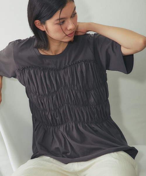 SMILE ORCHID(スマイルオーキッド)の「【接触冷感】フロントシャーリングカットソー(Tシャツ/カットソー・レディース・チャコールグレー/アイボリー/ブラック・M)」の9枚目の写真