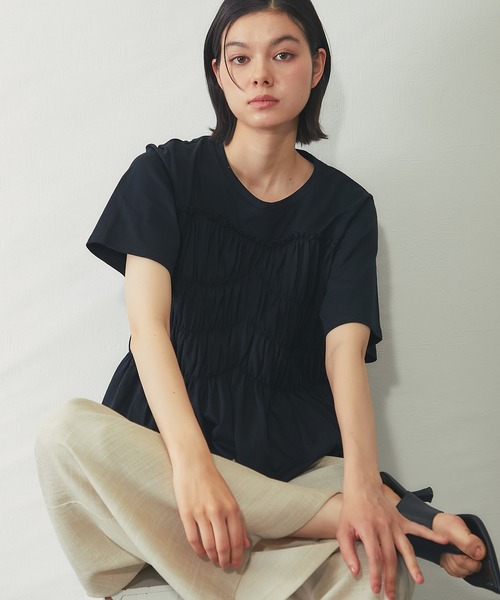 SMILE ORCHID(スマイルオーキッド)の「【接触冷感】フロントシャーリングカットソー(Tシャツ/カットソー・レディース・チャコールグレー/アイボリー/ブラック・M)」の22枚目の写真
