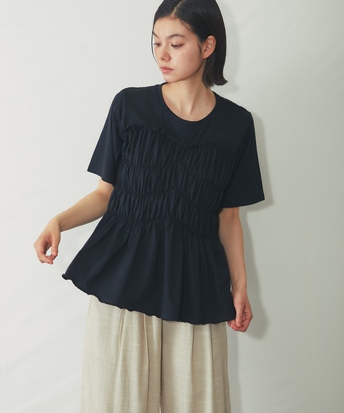 SMILE ORCHID(スマイルオーキッド)の「【接触冷感】フロントシャーリングカットソー(Tシャツ/カットソー・レディース・チャコールグレー/アイボリー/ブラック・M)」の4枚目の写真
