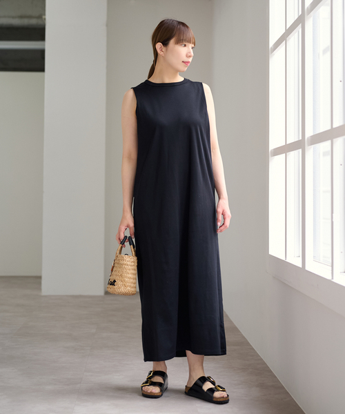 U by SPICK&SPAN(ユーバイスピックアンドスパン)の「ショルダータックロングワンピース(ワンピース・レディース・イエロー/ブラック/カーキ・FREE)」の17枚目の写真