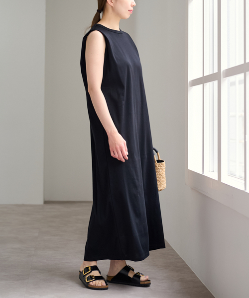 U by SPICK&SPAN(ユーバイスピックアンドスパン)の「ショルダータックロングワンピース(ワンピース・レディース・イエロー/ブラック/カーキ・FREE)」の20枚目の写真