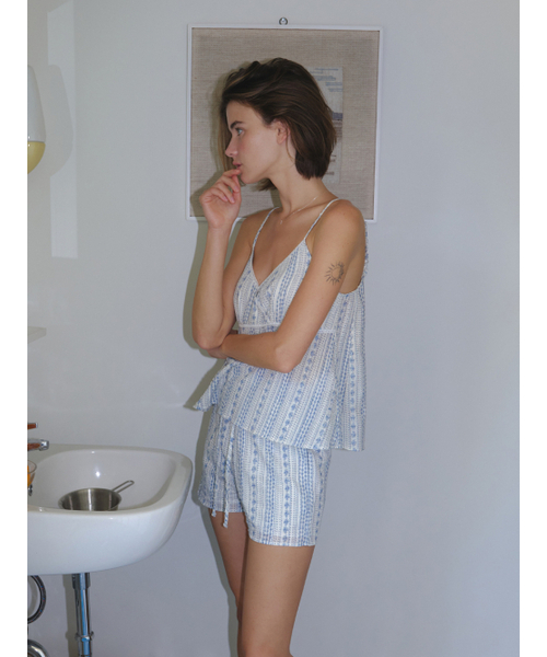 RE_L(リエル)の「Liv sleeveless blouse (blue)(シャツ/ブラウス・レディース・その他・FREE)」の2枚目の写真