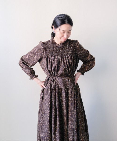DOLLUPOOPS(ドールアップウップス)の「Shirring Dot Dress(シャーリングドットワンピース)(ワンピース・レディース・イエロー・FREE)」の6枚目の写真