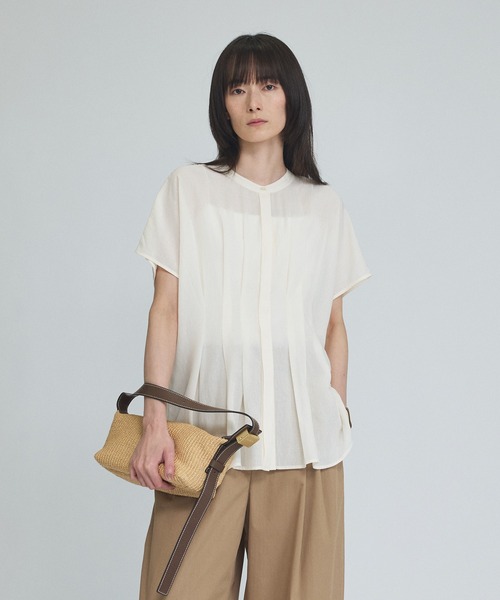 qualite(カリテ)の「ウエストタックブラウス 夏服 オフィスカジュアル きれいめ 羽織り(シャツ/ブラウス・レディース・ブラウン/オフホワイト/ブルー・フリー)」の10枚目の写真