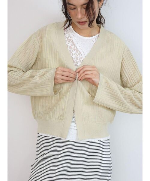FIKA.（フィーカ）の「Sheer rib knit cardigan（カーディガン/ボレロ・レディース・チャコール/ブラック/ベージュ・MEDIUM）」の6枚目の写真