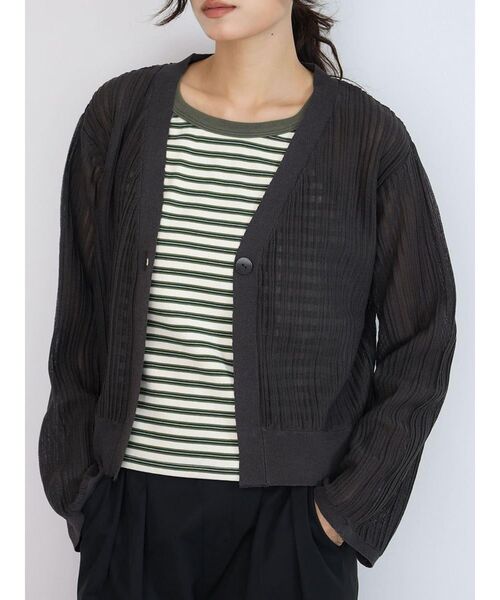 FIKA.（フィーカ）の「Sheer rib knit cardigan（カーディガン/ボレロ・レディース・チャコール/ブラック/ベージュ・MEDIUM）」の20枚目の写真