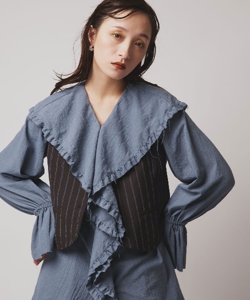 W:Huku(フーク)の「【W:Huku / ソフトタッチツイル】ノーカラー ベスト / Soft-Touch Twill No-Collar Vest(ベスト・レディース・ブラック/ベージュ系その他/ブラウン系その他/グレー系その他・FREE)」の3枚目の写真