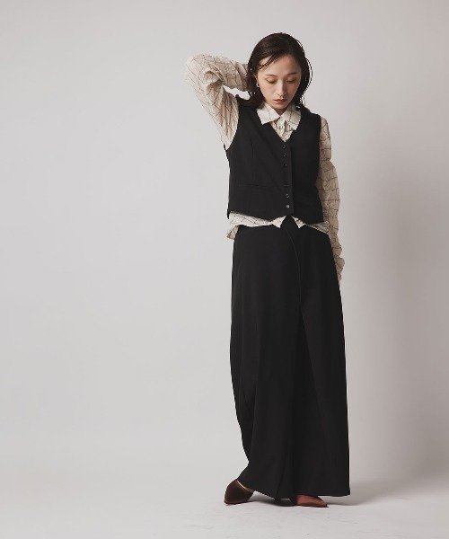 W:Huku(フーク)の「【W:Huku / ソフトタッチツイル】ノーカラー ベスト / Soft-Touch Twill No-Collar Vest(ベスト・レディース・ブラック/ベージュ系その他/ブラウン系その他/グレー系その他・FREE)」の6枚目の写真