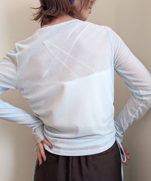 styiro(スタイロ)の「重ね着風シアーレイヤードリボンギャザーカットソーロンT 秋服 大人カジュアル(Tシャツ/カットソー・レディース・ホワイト/サックスブルー・M)」の22枚目の写真