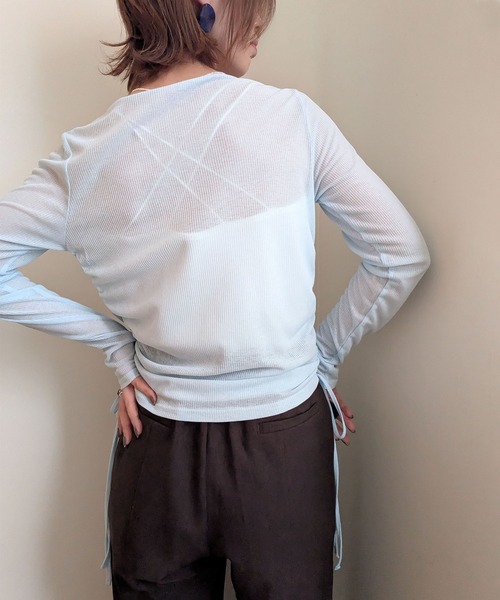 styiro(スタイロ)の「重ね着風シアーレイヤードリボンギャザーカットソーロンT 秋服 大人カジュアル(Tシャツ/カットソー・レディース・ホワイト/サックスブルー・M)」の16枚目の写真